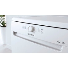 Посудомоечная машина INDESIT DFE 1B19 13