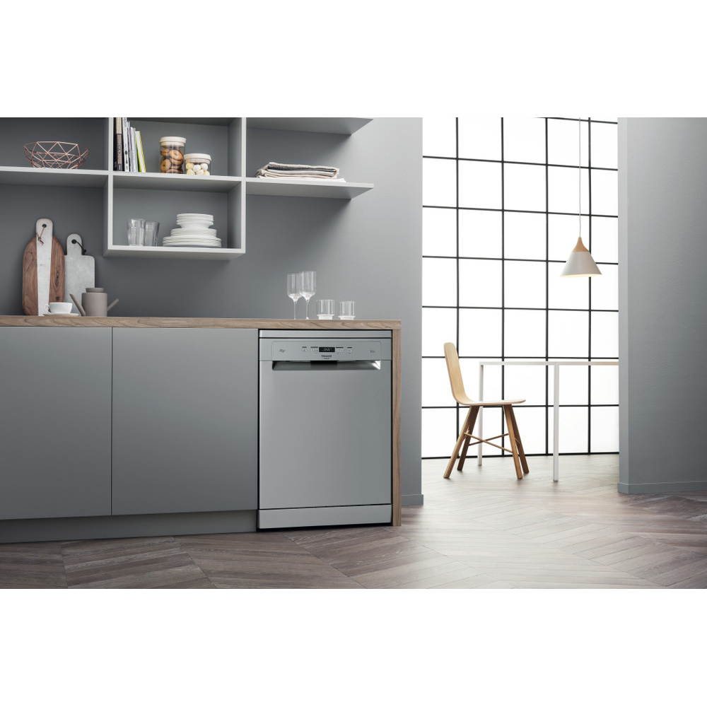 Фото 15 Посудомийна машина HOTPOINT ARISTON HFC 3C41 CW X