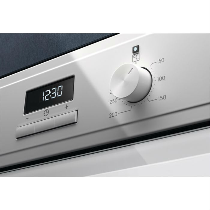 Духова шафа ELECTROLUX OED3H50V Колір чорний