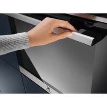 Духовой шкаф ELECTROLUX EOC9P31WX (944032039)