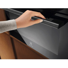 Духовой шкаф  ELECTROLUX LVL8E09Z