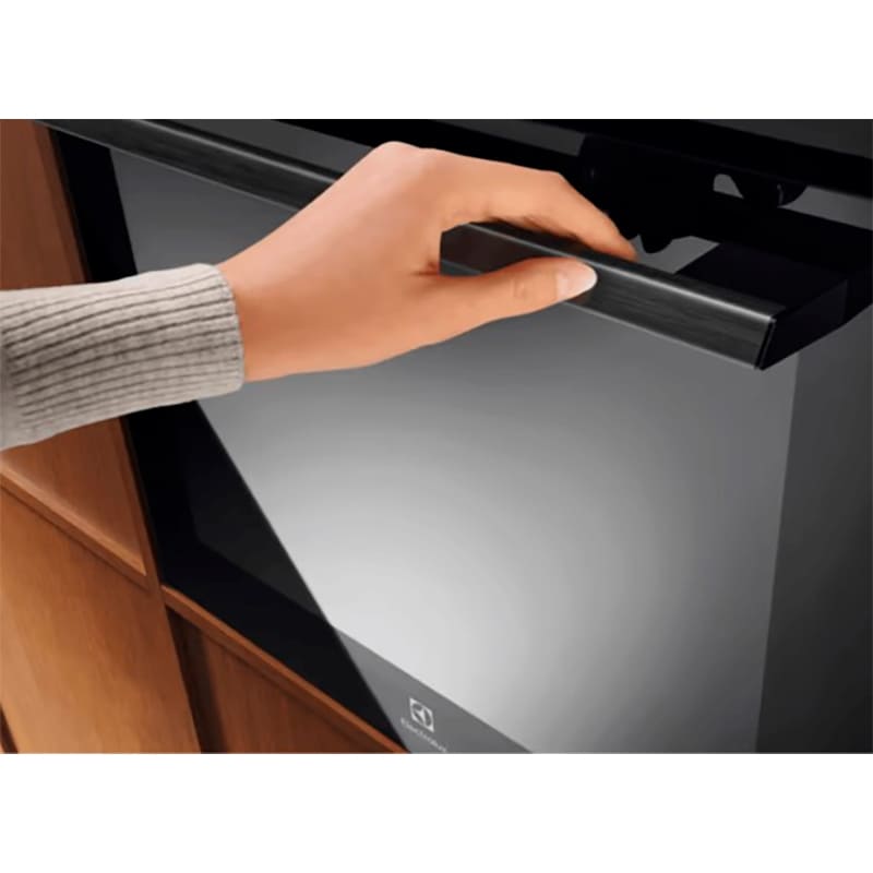 Духовой шкаф ELECTROLUX MealAssist 700 EOE8P39H Тип духовки электрическая