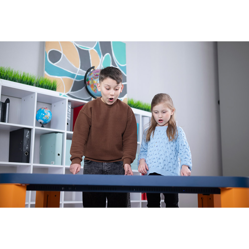 Фото Интерактивній стол INTBOARD ZABAVA N43" 8/128GB (10536001)