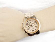 Часы GUESS W0330L2