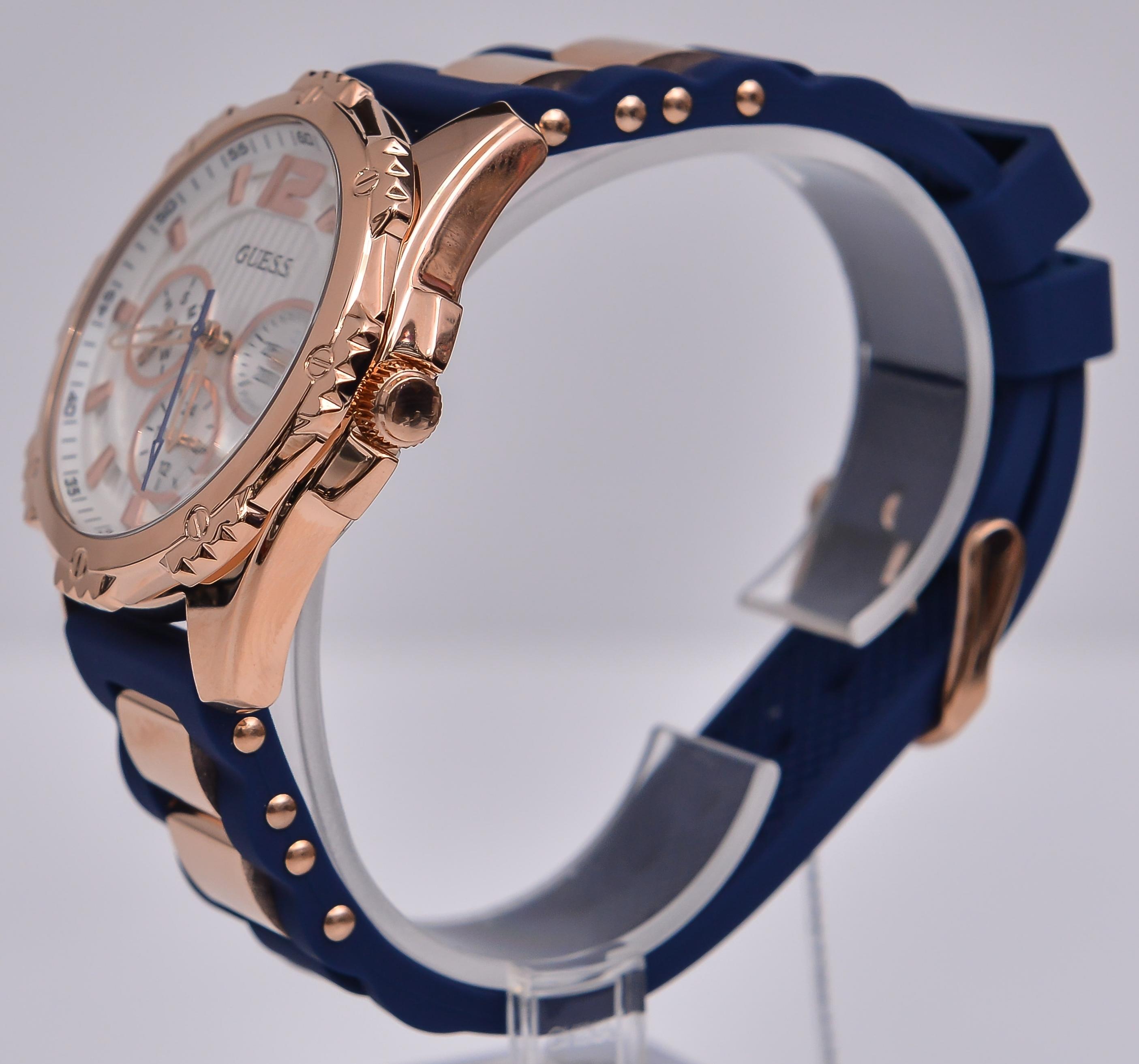 Часы GUESS W0325L8 Пол женский