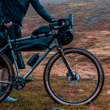 Сумка на раму OSPREY Escapist Top Tube Bag Black (009.3568)