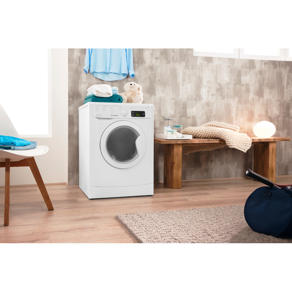 У Фокстрот Прально-сушильна машина INDESIT IWDE 7105 B (EU)