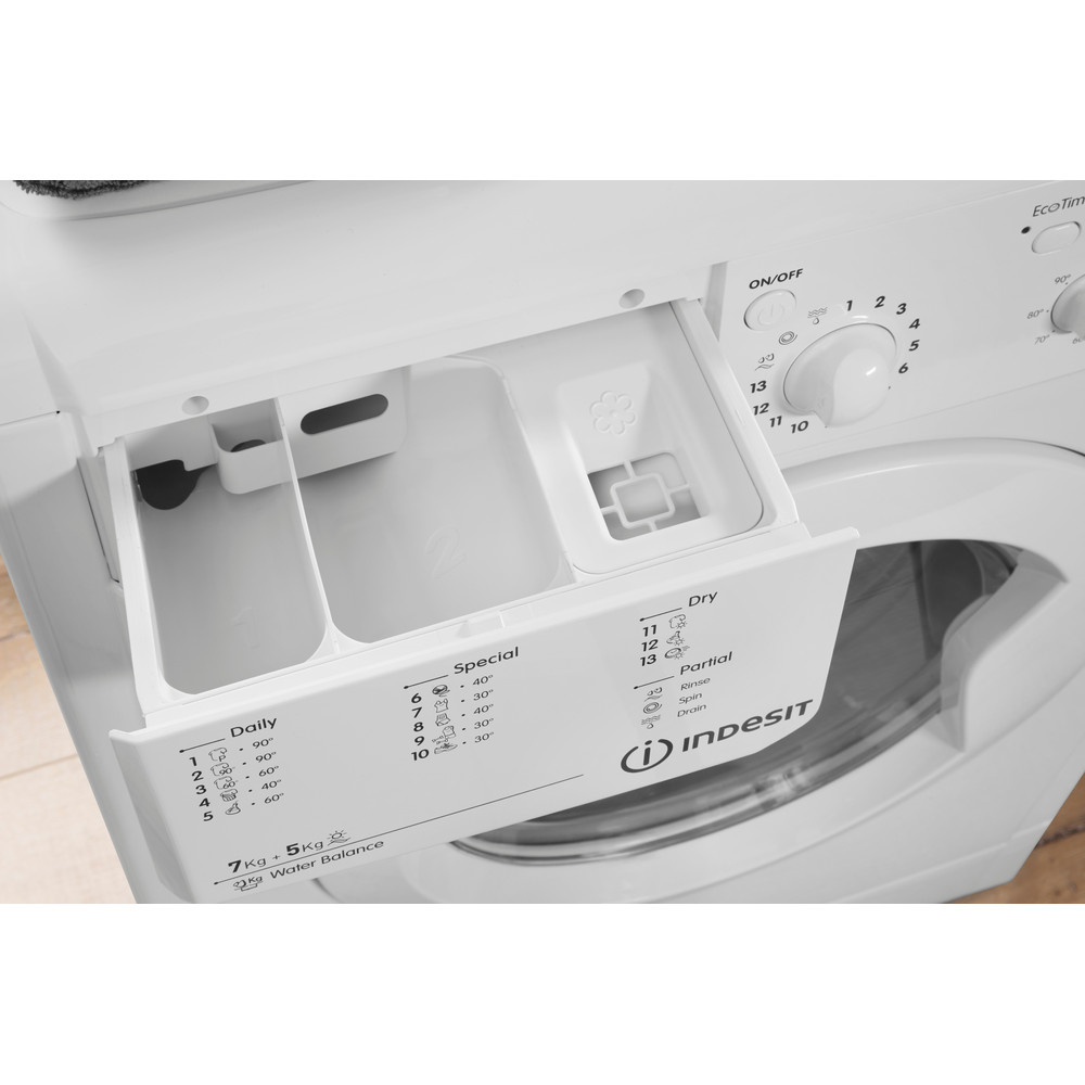 Покупка Стиральная машина INDESIT IWDE 7105 B (EU)