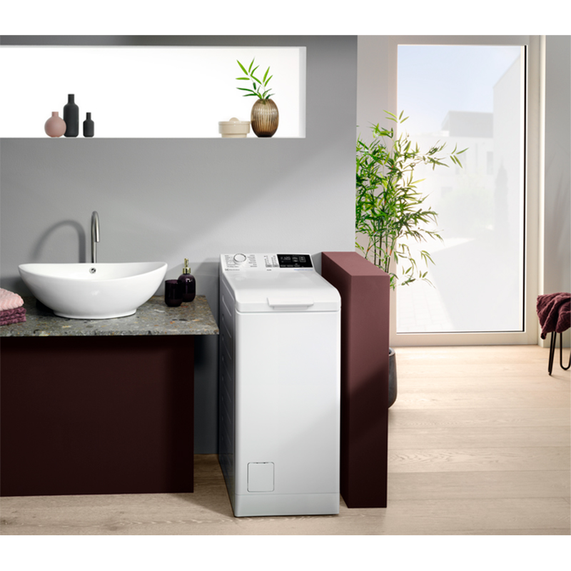 Стиральная машина ELECTROLUX EW6T406U Тип загрузки вертикальная