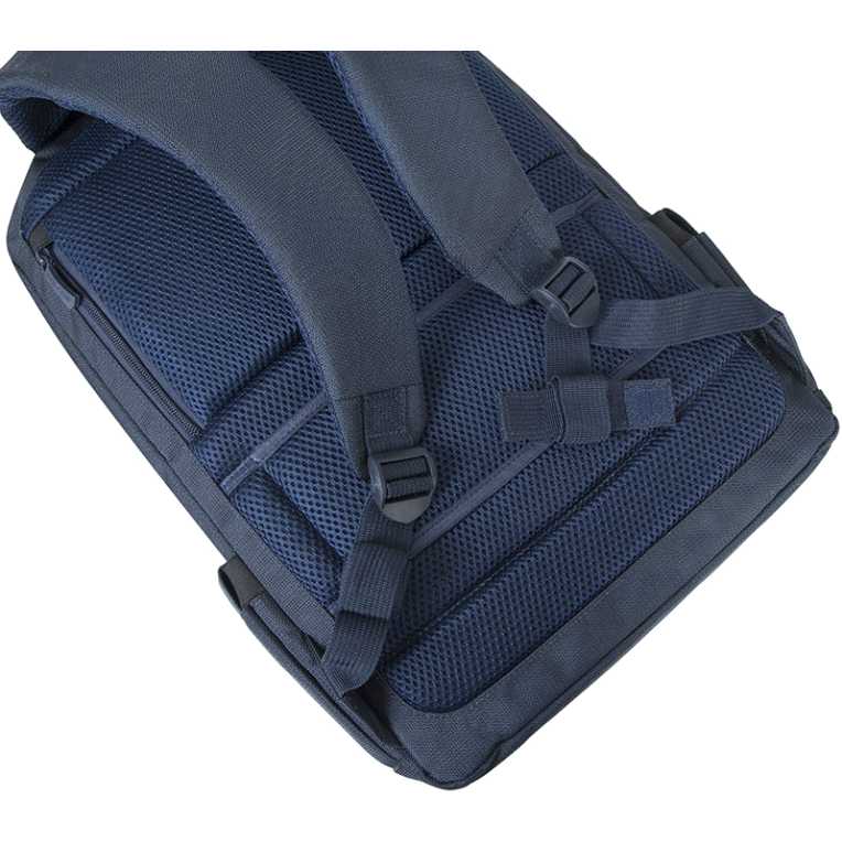 Зовнішній вигляд Рюкзак RIVACASE Tegel 17.3" Dark blue (8460)