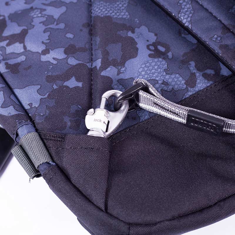 Фото 14 Рюкзак PACSAFE Slingsafe LX400 Grey Camo (45335802)