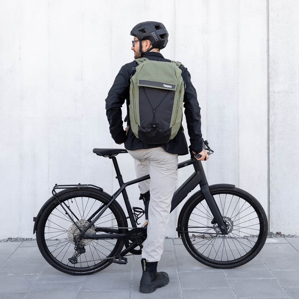Внешний вид Рюкзак THULE Paramount Commuter 28L TPBBP-328 Black (3205235)