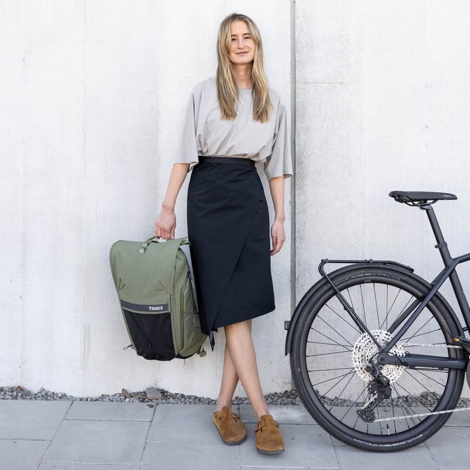 Рюкзак THULE Paramount Commuter 20L TPBBP-320 Black (3205232) Діагональ екрану ноутбука 16