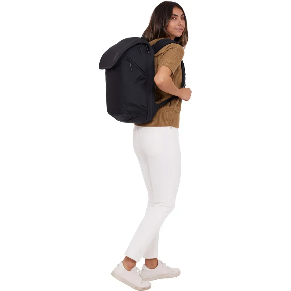 Фото 16 Рюкзак THULE Subterra 2 Expandable Backpack 26-32 л Black (3205054)