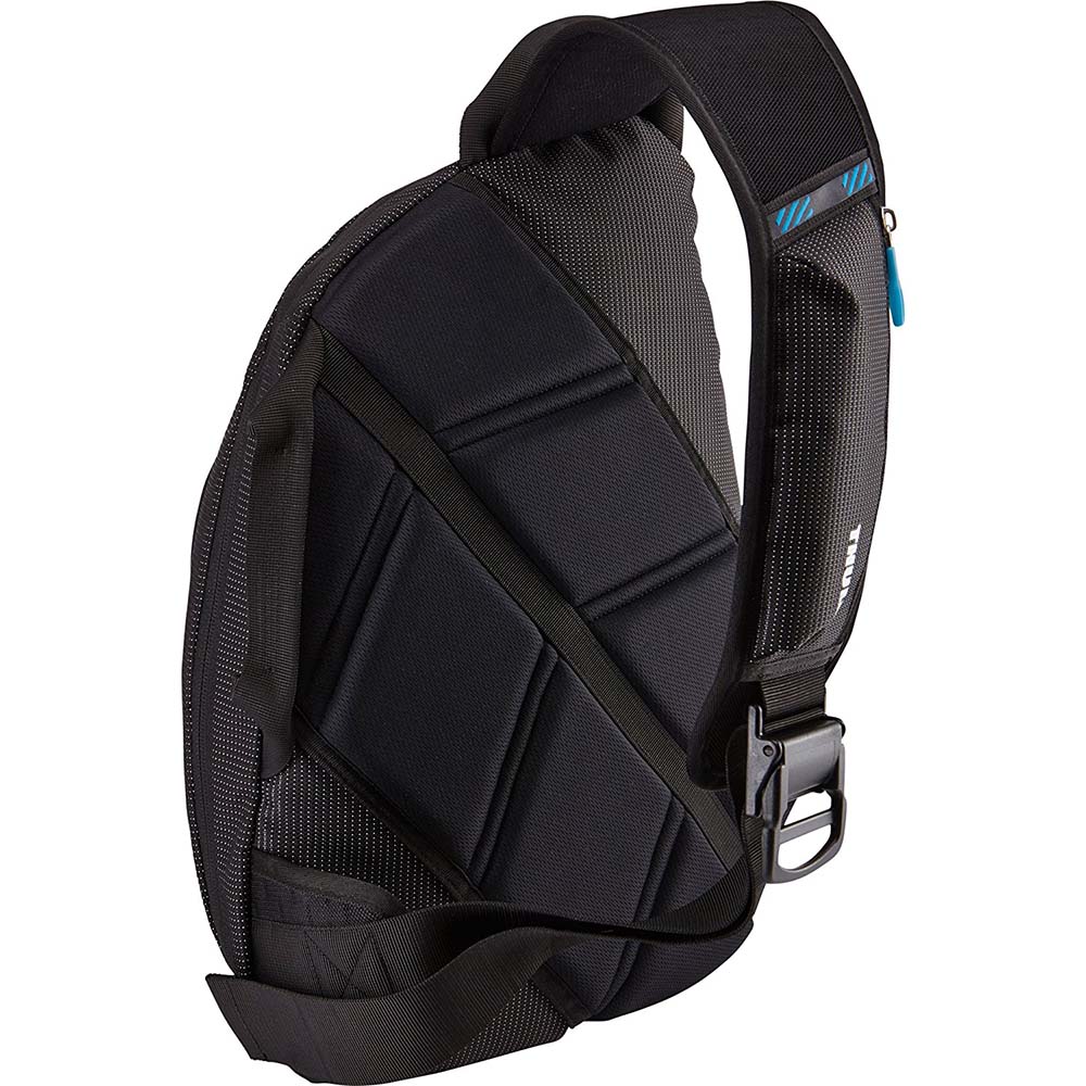 Рюкзак THULE Crossover Sling Pack Black (TCSP313K) Материал нейлон