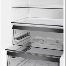 Холодильник WHIRLPOOL WHK 26402 XP4U