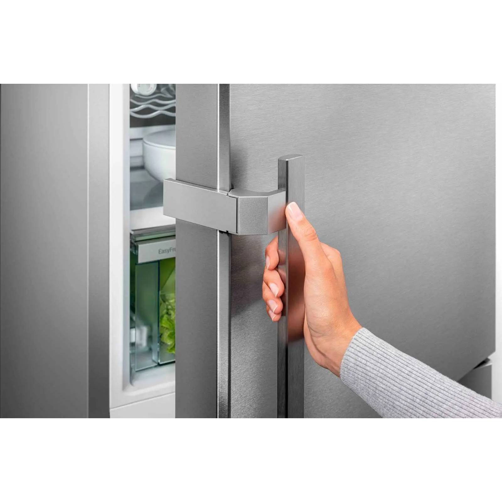 Огляд Холодильник LIEBHERR CBNsda 775i Silver