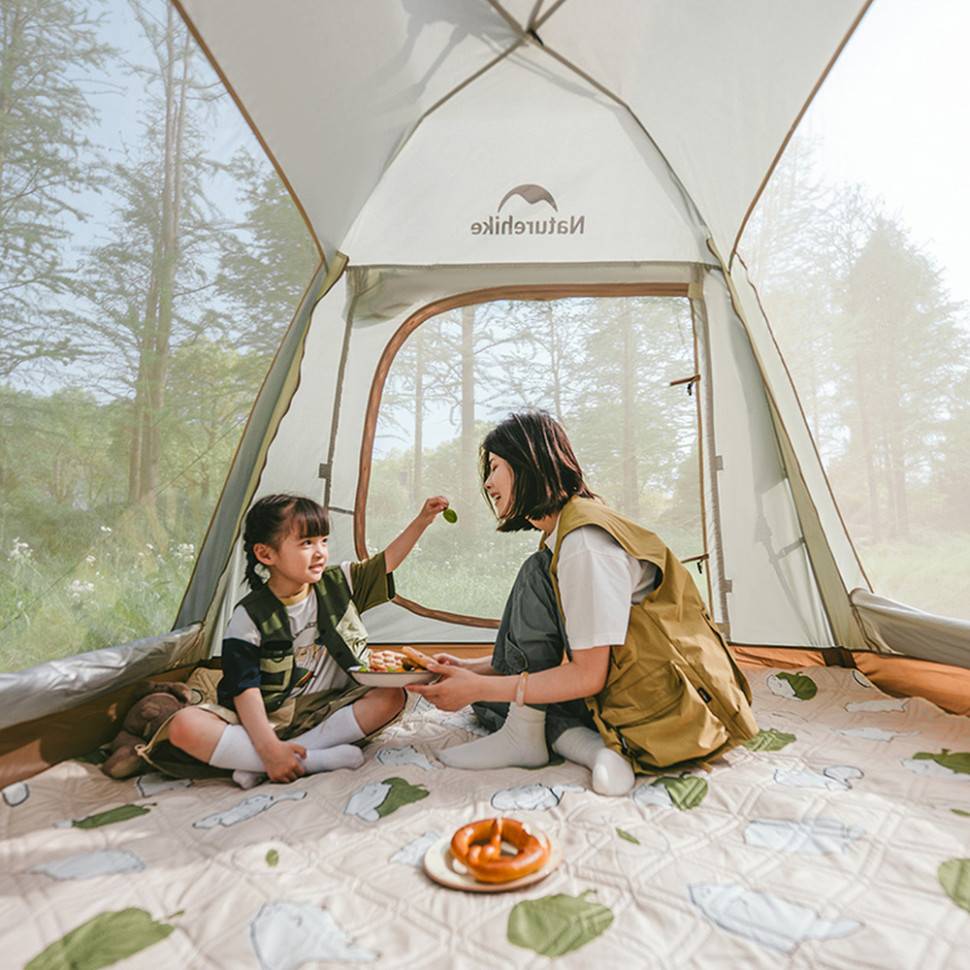 Палатка NATUREHIKE Ango Picnic CNK2450WS021 Brown (6976023922817) Внешний вид Палатка NATUREHIKE Ango Picnic CNK2450WS021 Brown (6976023922817)