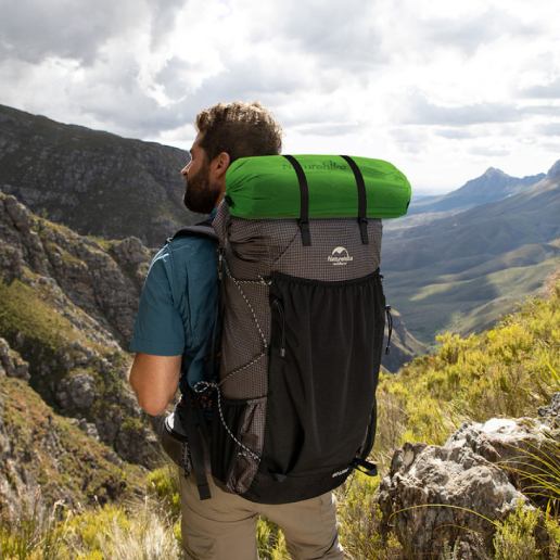 Палатка NATUREHIKE Cloud Up Base 1 CNK2450WS032 Green (6927595798614) Кол-во слоев 2