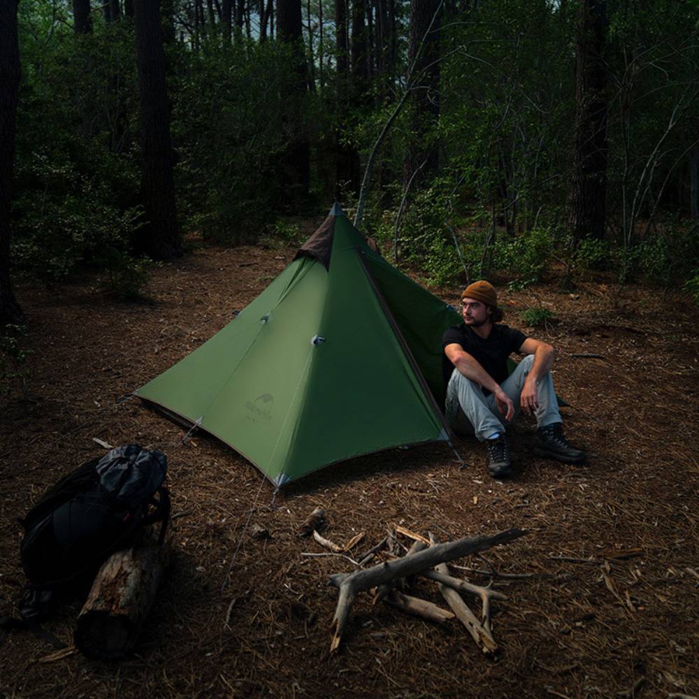 Намет NATUREHIKE NH17T030-L Темно-зелений (6975641885894) Форма будиночок