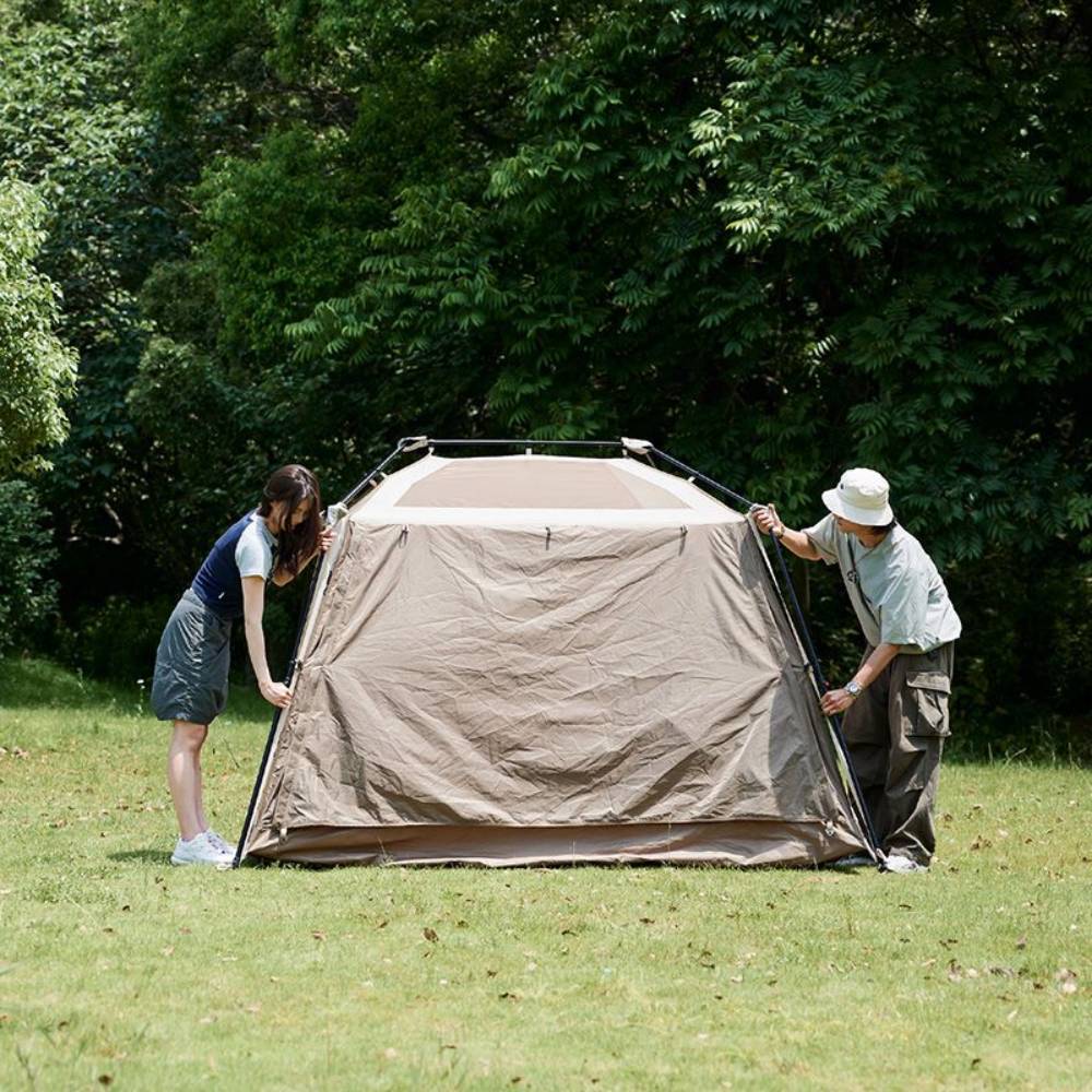 Намет NATUREHIKE Village CNK2300ZP022 Коричнева (6976023920172) Кількість шарів 1