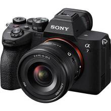 Объектив SONY 10-20mm f/4.0 G для NEX (SELP1020G.SYX)