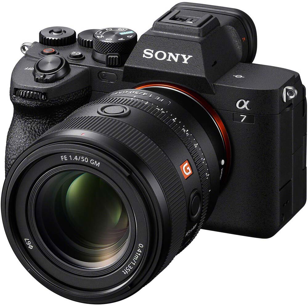У Фокстрот Об'єктив SONY FE 50 мм f/1.4 GM (SEL50F14GM.SYX)