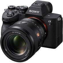 Об'єктив SONY FE 50 мм f/1.4 GM (SEL50F14GM.SYX)