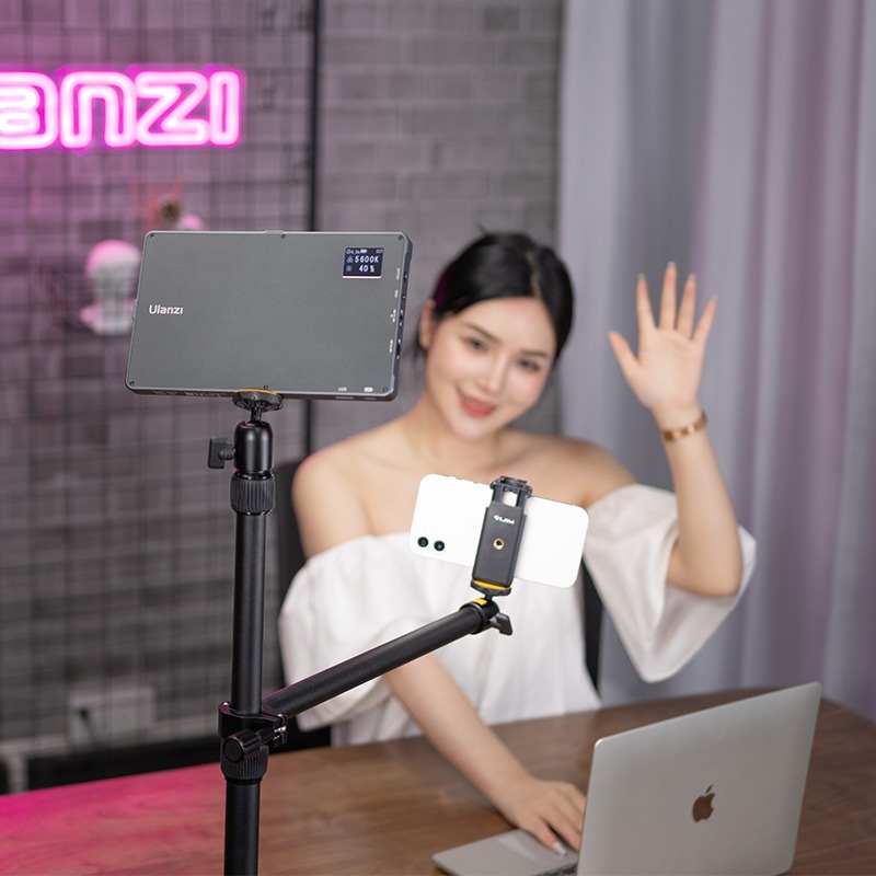 Огляд Штатив ULANZI VIJIM Desktop Extendable Light Stand (UV-2487 LS02)