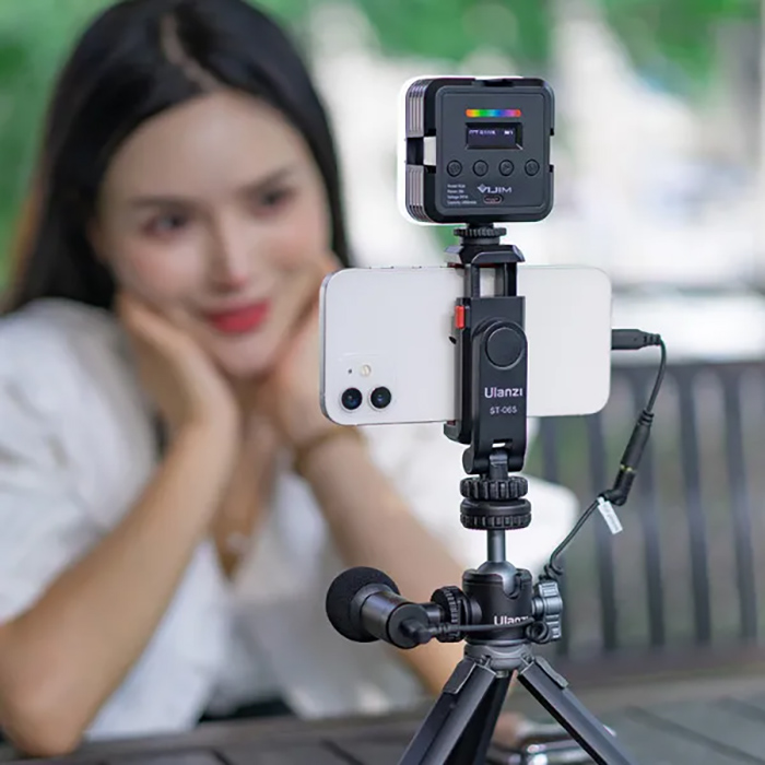 У Фокстрот Штативна голівка ULANZI VIJIM Plastic Cell Phone Holder Black UV-2575 ST-06S (2575)