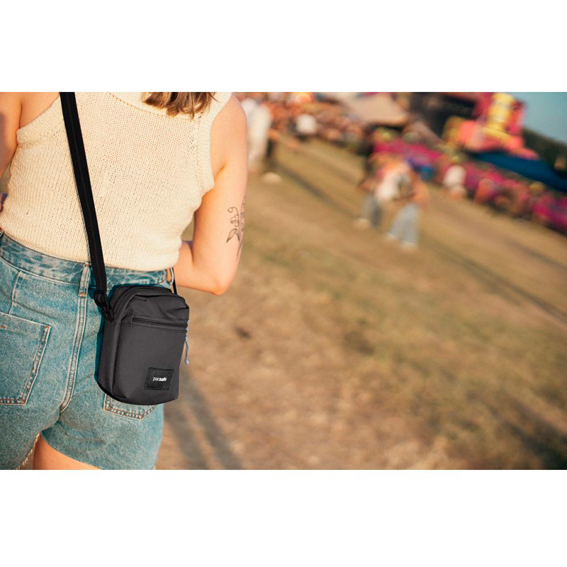 Заказать Сумка PACSAFE GO Micro Crossbody Black (35130130)