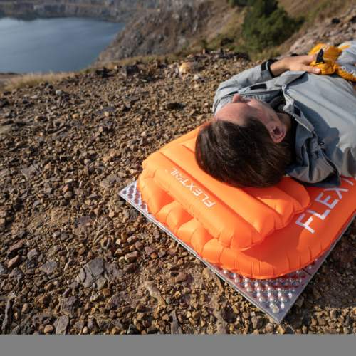 Сидушка FLEXTAIL Zero Seat R02 Orange (6975755962160) Размер в развернутом виде 28 х 40