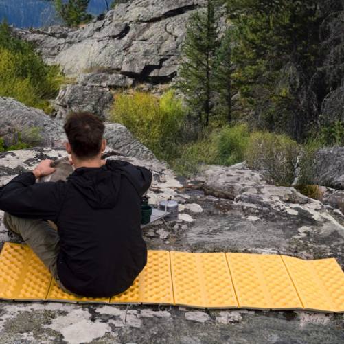 Внешний вид Коврик складной NATUREHIKE IXPE CNK2550WS030 Honey Yellow (6977465868190)