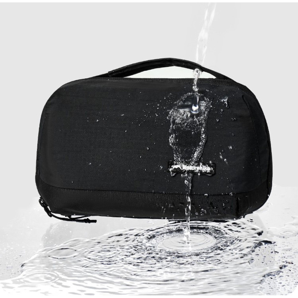 Косметичка NATUREHIKE Black (CNK2450XB019) Материал полиамид с водоотталкивающим покрытием
