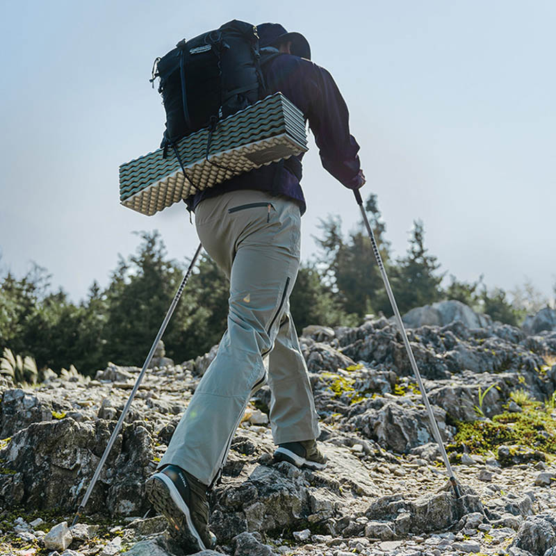 Трекінгова палиця NATUREHIKE CNK2450DS016 35-110 см Purple (6927595777718) Матеріал анодований алюміній 7075, EVA, нержавіюча сталь