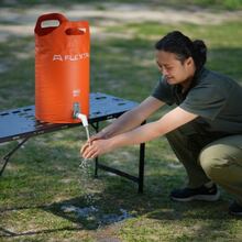 Кран FLEXTAIL Water Bag/Bucket Gray (showertubeFLX)