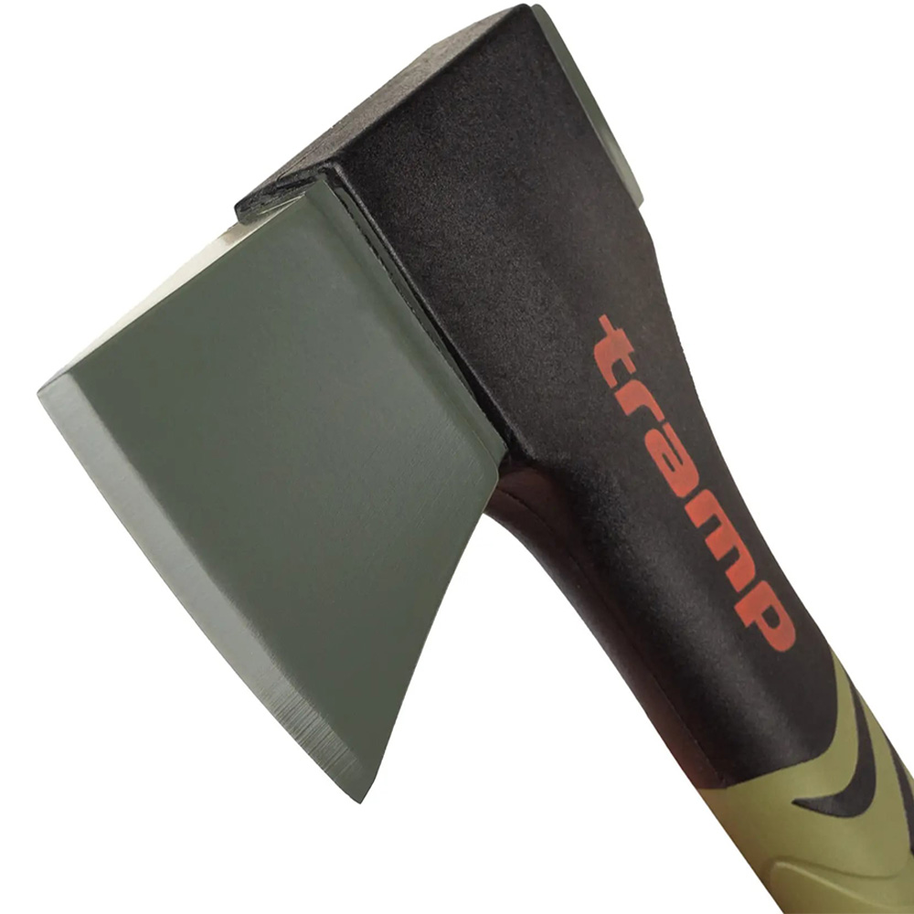 Топор TRAMP 35 см (UTRA-179) Материал карбоновая сталь, стеклопластик TPR, покрытие: PTFE