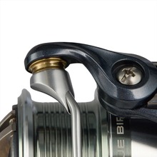 Катушка Favorite Blue Bird 2000S BB20S1 9+1BB 5.2:1 (1693.08.24)