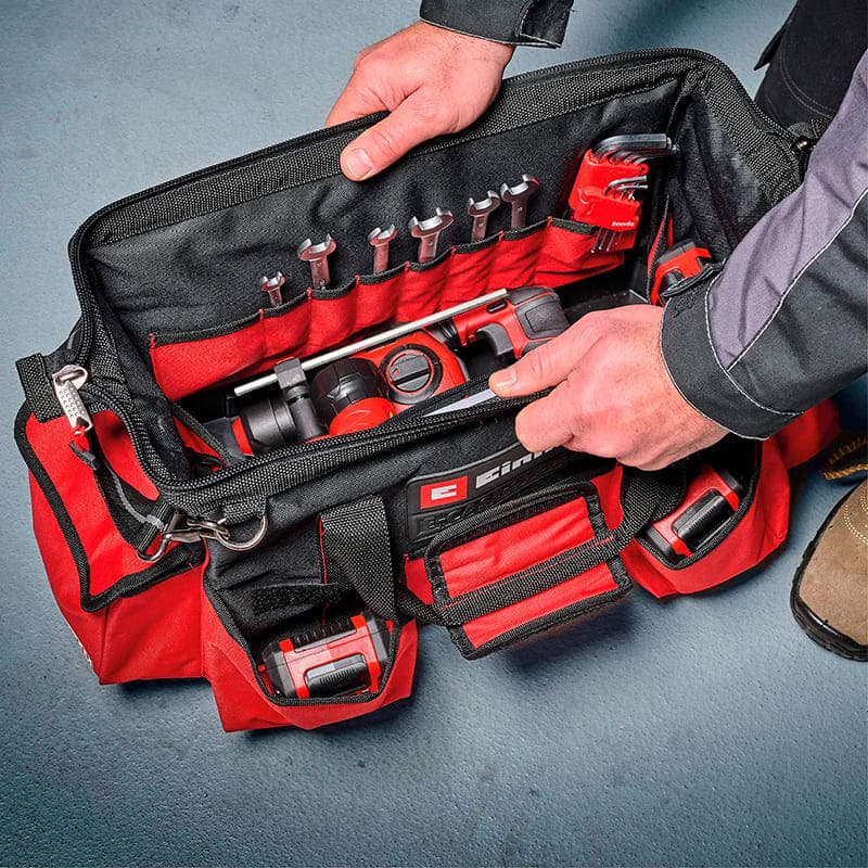 Сумка для інструментів EINHELL E-Case Bag (4540036) Додатково Зручна система фіксації для з'єднання ящиків та кейсів; Ремінь для перенесення та дві ручки полегшують транспортування та зручність перенесення; 2 затискачі для рівня із зовнішнього боку