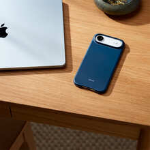 Чехол APPLE Beats для Apple iPhone Air Case with MagSafe and Camera Control Bedrock Blue (MGJW4LL/A)