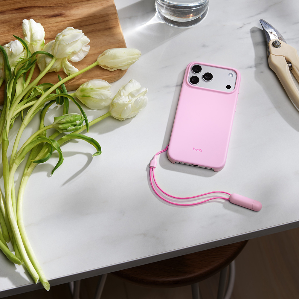 Чехол APPLE Beats для iPhone 17 Pro Max Kickstand MagSafe Camera Control Pebble Pink (MGYA4LL/A) Цвет розовый