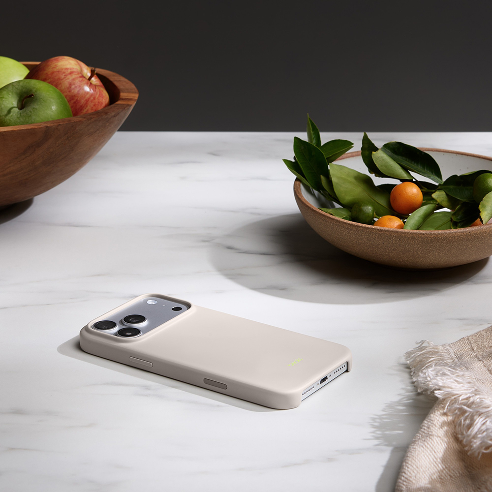 Чехол APPLE Beats для iPhone 17 Pro Max Case MagSafe Camera Control Lime Stone (MGJE4LL/A) Тип чехол-накладка