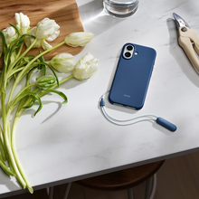 Чехол BEATS для iPhone 17 Kickstand Case MagSafe Camera Control Bedrock Blue (MGTM4LL/A)