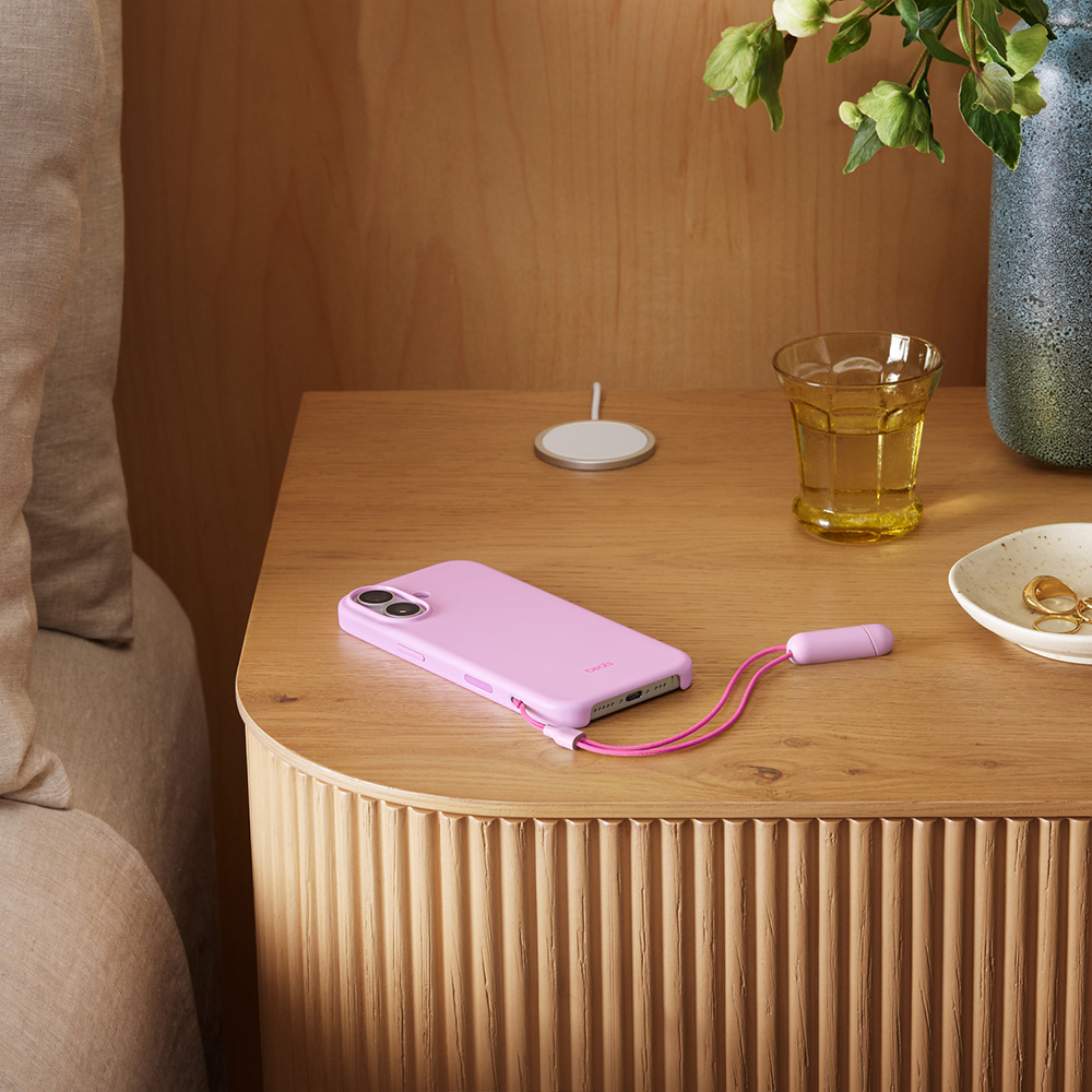 Чехол BEATS iPhone 17 Kickstand Case MagSafeCamera Ctrl. Pebble Pink (MGY64LL/A) Цвет розовый