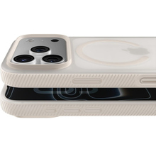 Чехол BELKIN для iPhone 17 Pro Magnetic Protective Grip Sand (MSA035HQSA)