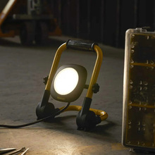 Светодиодный прожектор STANLEY (SXLS35525E)