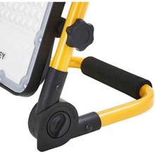 Светодиодный прожектор STANLEY (SXLS37177E)