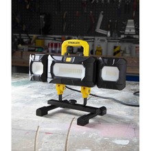 Светодиодный прожектор STANLEY (SXLS37180E)