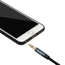 Кабель UGREEN 3.5 мм M 3.5 мм M 90° corner AV112 1.0 м Blue (60179)