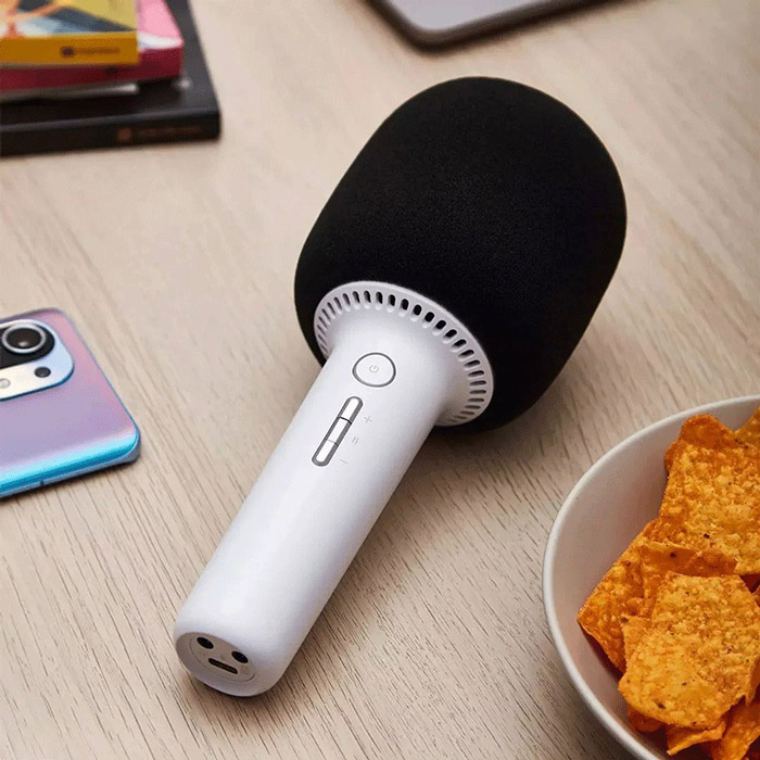 Микрофон YMI для караоке Xiaomi Karaoke Microphone 2 White (YMMKF005) Дополнительно тип аккумулятора - 3,7 В 1500 мАч; интерфейс зарядки - Type-C; размеры - 86 x 86 x 218 мм; вес - 261 г